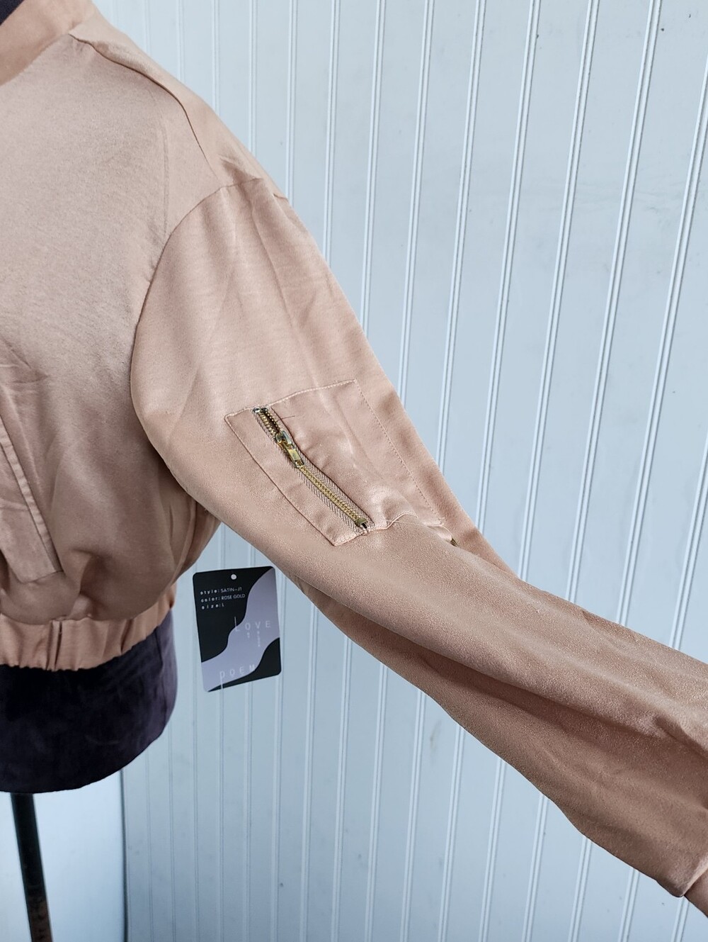 NWT Lovepoem by Block Gianna Satin Bomber Jacket Full Zip rose gold Sz L - Picture 7 of 16